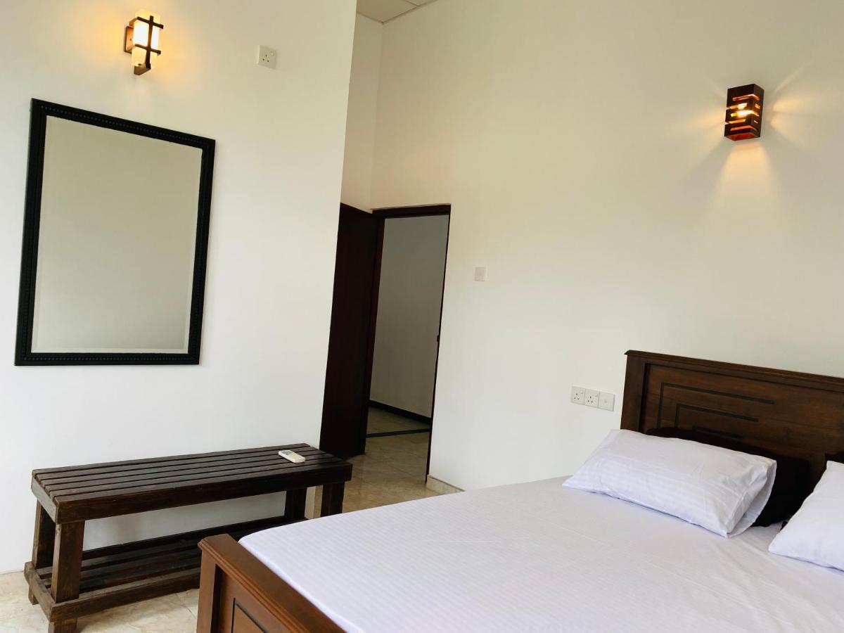 Aramba Resort Dondra エクステリア 写真