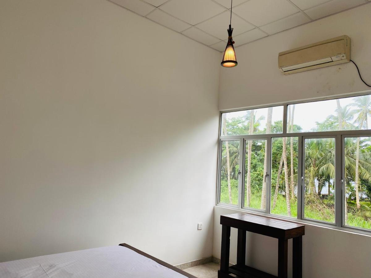 Aramba Resort Dondra エクステリア 写真