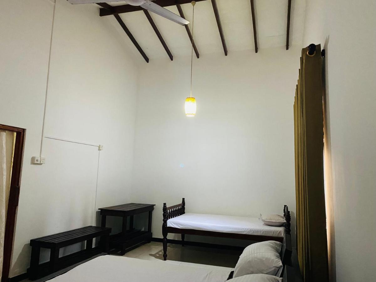 Aramba Resort Dondra エクステリア 写真